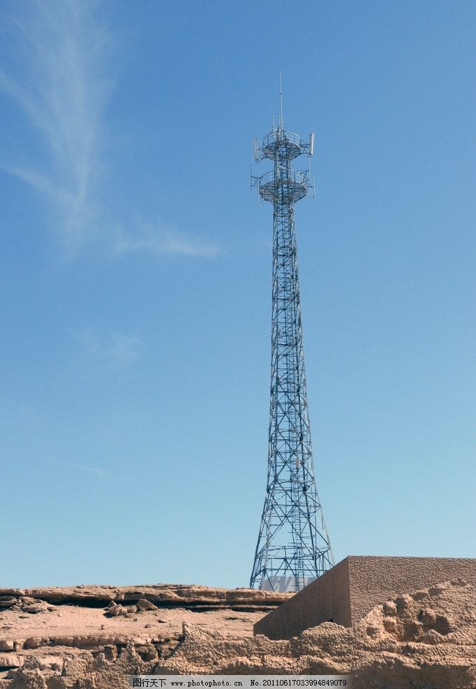 高塔信號塔 現代通訊設備的基石